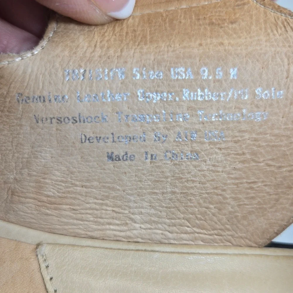 Gravity Defyer Strappy Sandals 9.5M Beige Leather‎ Versoshock Comfort Orthopedic